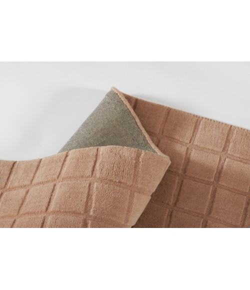 Momeni Contour Blush CON-1 2 ft. 3 in. X 8 ft. Rect. Rug
