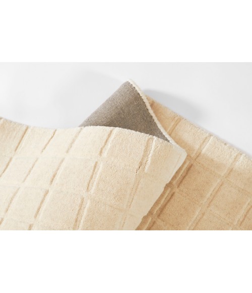 Momeni Contour Ivory CON-1 2 ft. 3 in. X 8 ft. Rect. Rug