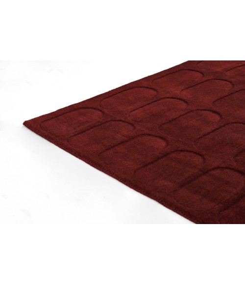 Momeni Contour Burgundy CON-2 2 ft. X 3 ft. Rect. Rug