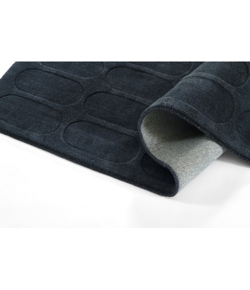 Momeni Contour Navy CON-2 5 ft. X 8 ft. Rect. Rug