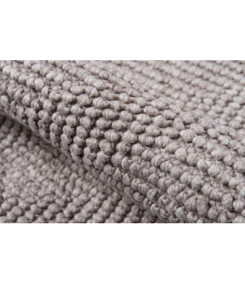 Momeni Ledgebrook Area Rug LED-1 Washington Brown 3'9 X 5'9