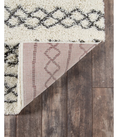 Momeni Maya Area Rug MAY-3 Ivory 3'11 X 5'7