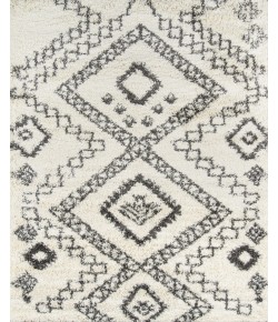 Momeni Maya May-5 Ivory Area Rug 3 ft. 11 in. X 5 ft. 7 in. Rectangle