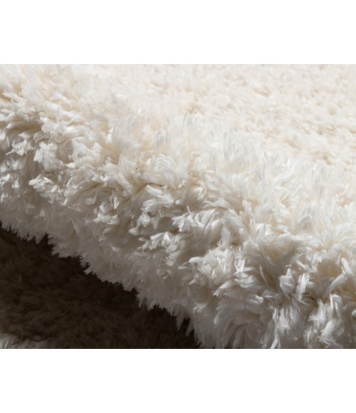 Novogratz Nola Shag NS-01 White 7 ft. 10 in. X 10 ft. Rectangle Rug