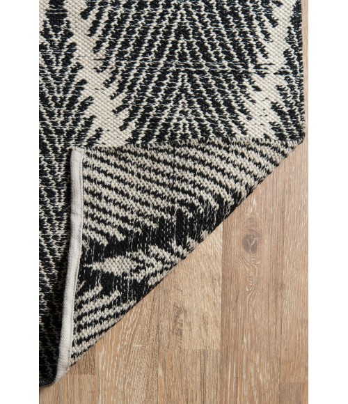 Momeni River Area Rug RIV-1 Beacon Black 8'6 X 11'6