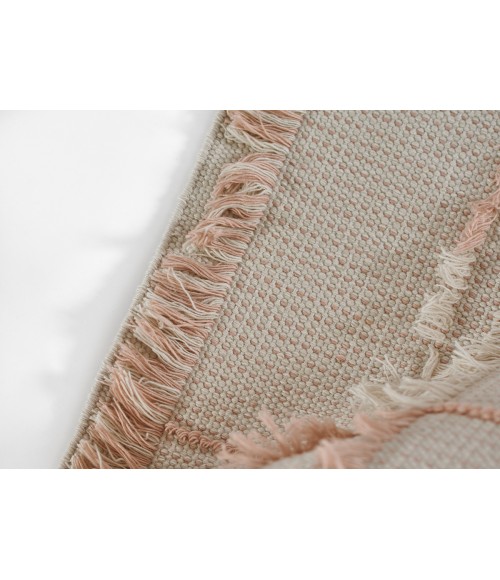 Momeni Serena SRN-1 Pink 2' X 3' Area Rug
