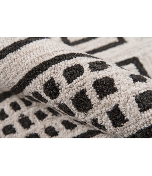 Momeni Tahoe Area Rug TA-02 Linen 2'3 X 8' Runner