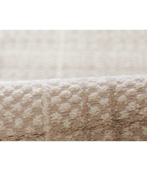 Momeni Talia TLI-1 Rug Momeni Talia TLI-1 Beige 8 ft. X 10 ft. Rectangle Rug