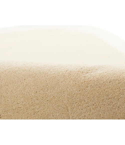 Novogratz Tallulah TAL-1 Beige 2 ft. 6 in. X 8 ft. Runner Rug