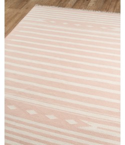 Momeni Thompson Tho-1 Pink Area Rug 2 ft. 3 in. X 8 ft. Runner