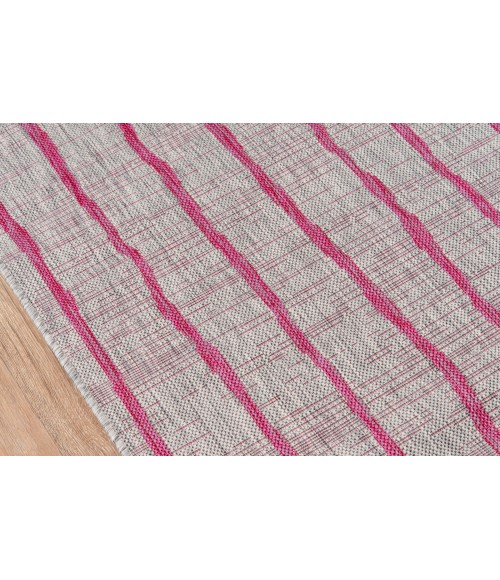Momeni Villa Area Rug VI-03 Sicily Fuschia 7'10 X 10'10