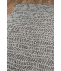 Momeni Novogratz Villa Vi-05 Grey Area Rug 2 ft. X 6 ft. Runner