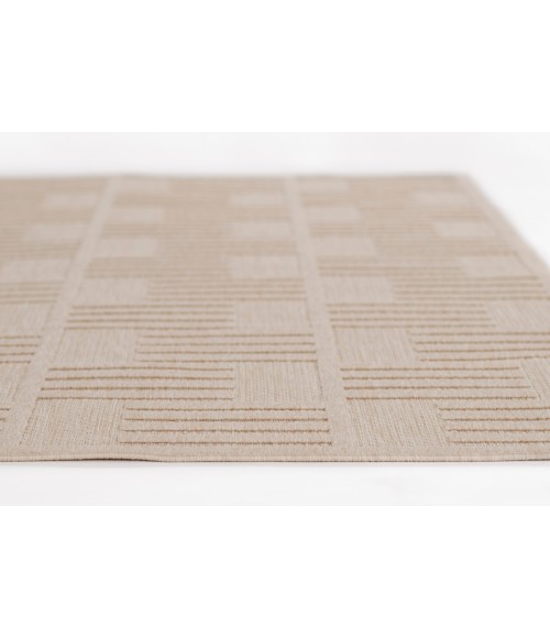 Vines VN-02 Beige 5'3" X 7'6" Momeni Vines VN-02 Beige 5'3" X 7'6" Area Rug
