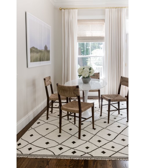 Erin Gates Thompson THO-3 White 2 ft. X 3 ft. Rectangle Rug