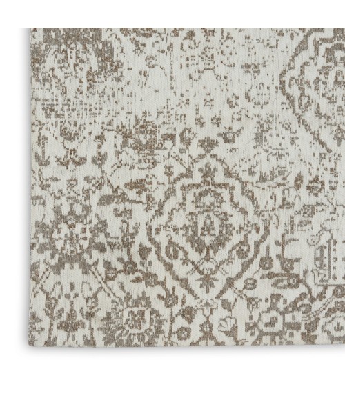 Nourison Damask White DAS06 6 ft. x 9 ft. Rect. Rug