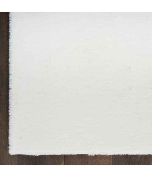 Nourison Soft Plush Rabbit Fur White SFF01 5 ft. X 7 ft. Rect. Rug