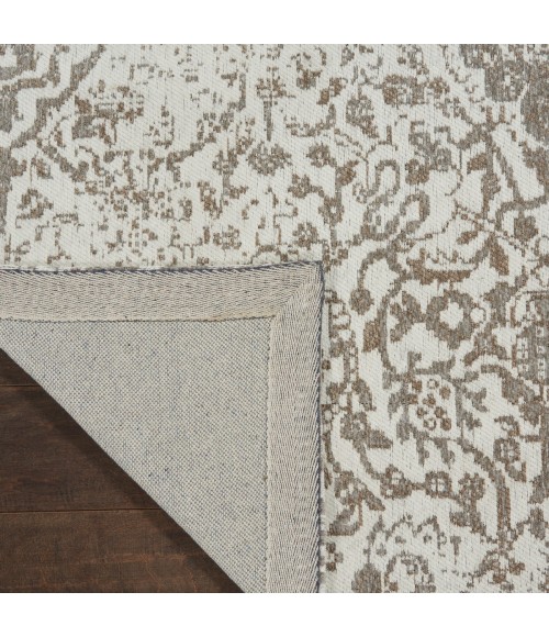 Nourison Damask White DAS06 6 ft. x 9 ft. Rect. Rug