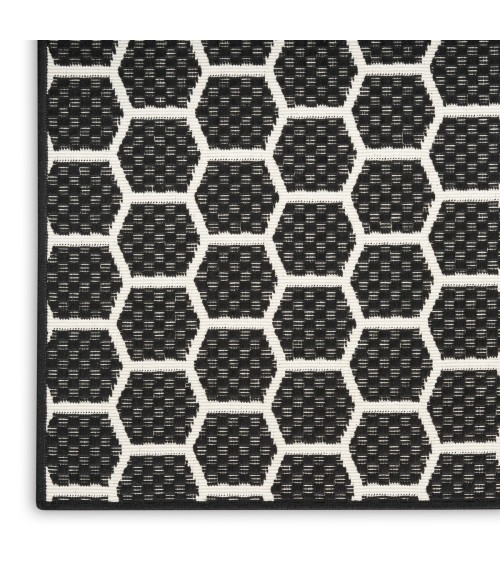 Nourison Reversible Indoor Outdoor Black RVB01 5 ft. X 7 ft. Rect. Rug