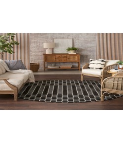 Nourison Reversible Indoor Outdoor Black RVB01 8 ft. Round Rug