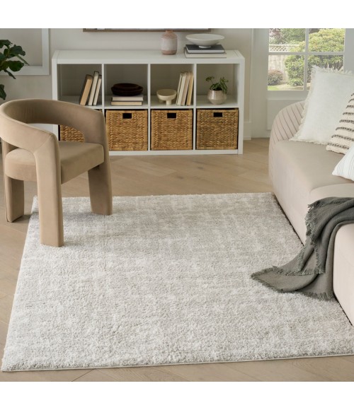 Nourison Home Modern Shag Grey Ivory MMD06 5 ft. 3 in. X 7 ft. Rectangle Rug