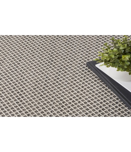 Nourison Courtyard Ivory/Charcoal COU01 5 ft. X 8 ft. Oval Rug