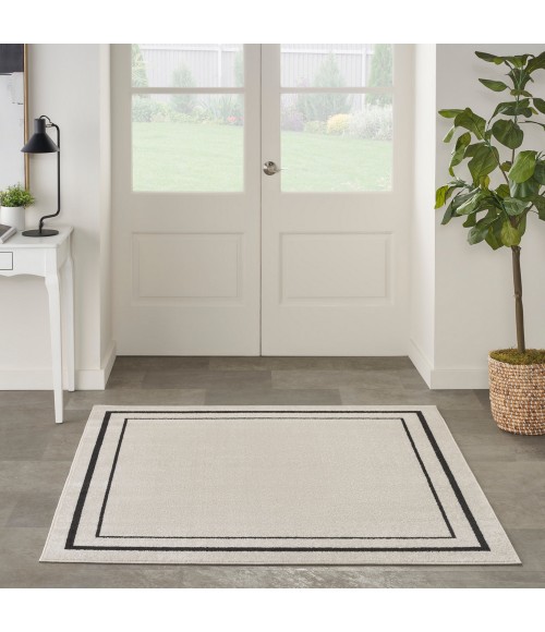 Nourison Nourison Essentials Area Rug NRE02 Ivory/Black