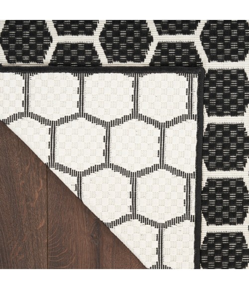 Nourison Reversible Indoor Outdoor Black RVB01 5 ft. X 7 ft. Rect. Rug
