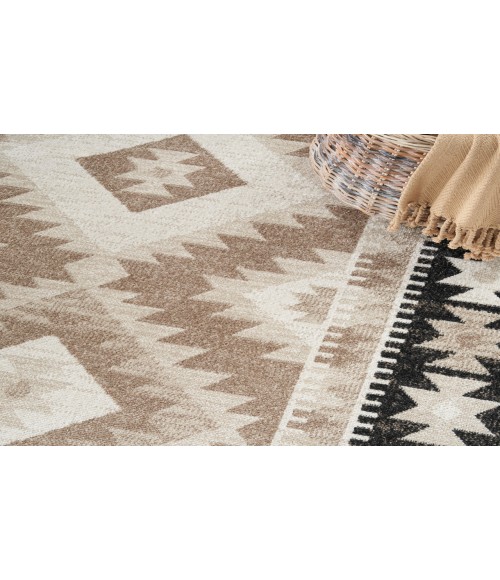Nourison Washable Decor Beige Black WSD06 7 ft. 10 in. X 10 ft. Rectangle Rug