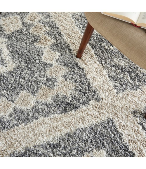 Nourison Scandinavian Shag Grey/Ivory SCN02 5 ft. 3 in. X 7 ft. 9 in. Rect. Rug