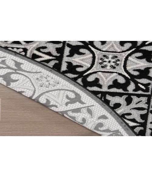 Nourison Aloha Black White ALH34 7’10” Round Rug