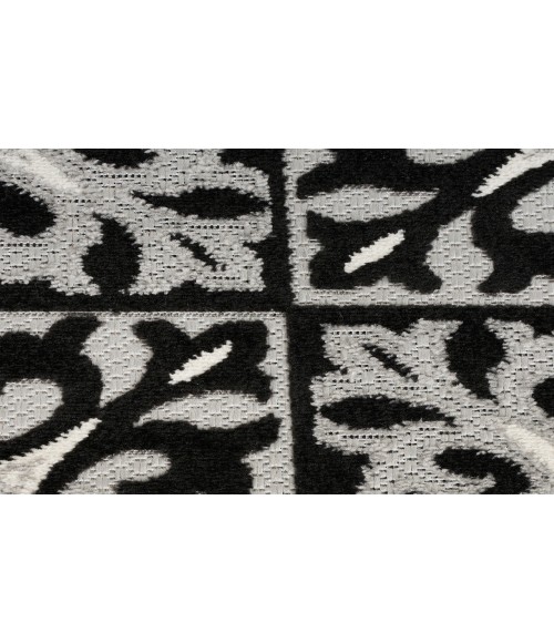 Nourison Aloha Black White ALH34 7’10” Round Rug