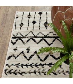 Oriental Weavers Georgia 8826E Ivory/ Black Area Rug 9 ft. 10 in. X 12 ft. 10 in. Rectangle