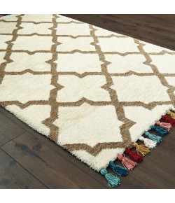 Oriental Weavers Madison 61405 Ivory/ Tan Area Rug 8 ft. X 10 ft. Rectangle