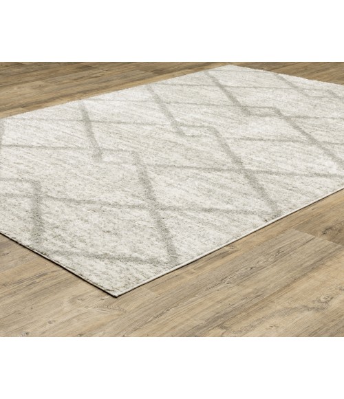 Oriental Weavers Verona Rug Oriental Weavers VERONA 143w Ivory/Grey Rug 2'X3'