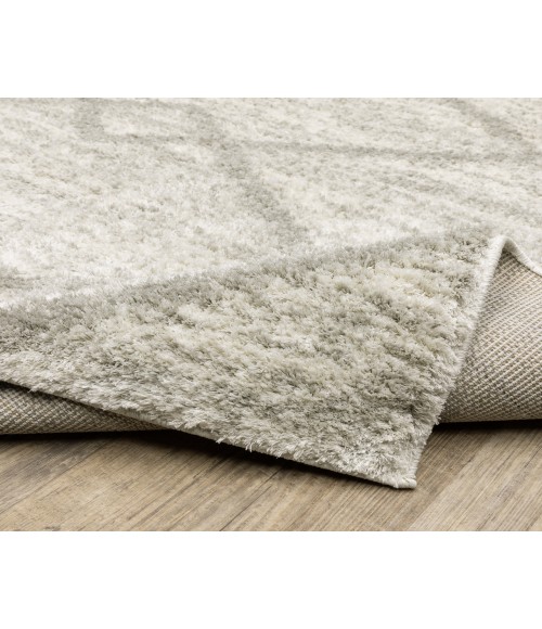 Oriental Weavers Verona Rug Oriental Weavers VERONA 143w Ivory/Grey Rug 2'X3'