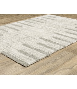Oriental Weavers Verona 5605H Ivory/ Grey 9 Ft.10 In. X 12 Ft.10 In. Rectangle Rug