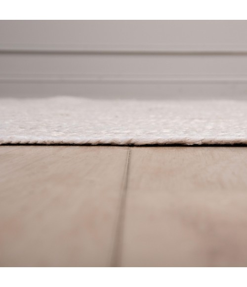 Rizzy Home Batique Ivory BAT685 5 ft. X 7 ft. 9 in. Rectangle Rug