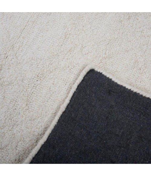 Rizzy Home Bixby Ivory BX04IV 7 ft. 9 in. X 9 ft. 9 in. Rectangle Rug