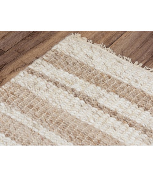 Rizzy Capri Area Rug CPI106 5' x 7'6" Ivory