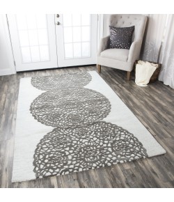 Rizzy Home Dimensions DI2456 White / Gray Area Rug 10 ft. Round