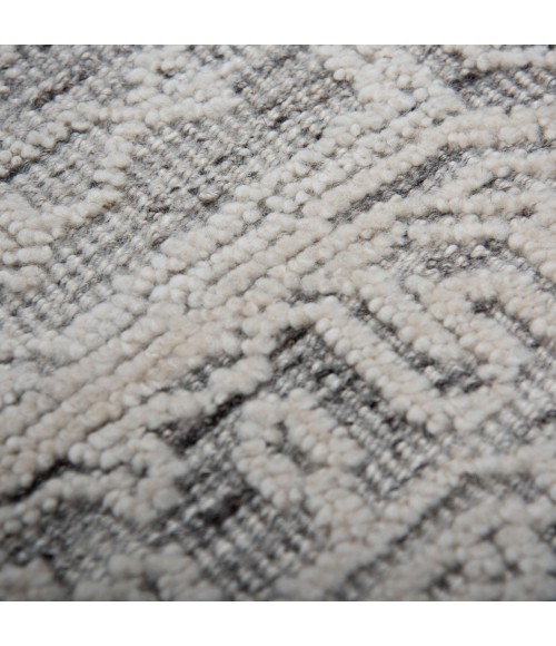 Rizzy Home Hilton Neutral HTN718 8 ft. X 10 ft. Rectangle Rug