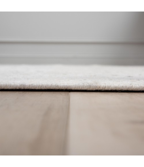 Rizzy Home Hilton Neutral HTN718 8 ft. X 10 ft. Rectangle Rug