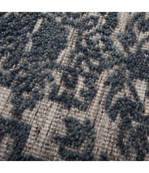 Rizzy Home Hilton Ivory/Gray HTN721 8 ft. X 10 ft. Rectangle Rug