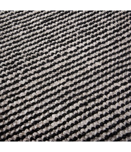 Rizzy Home Infinity Black/Gray INF680 7 ft. 9 in. X 9 ft. 9 in. Rectangle Rug