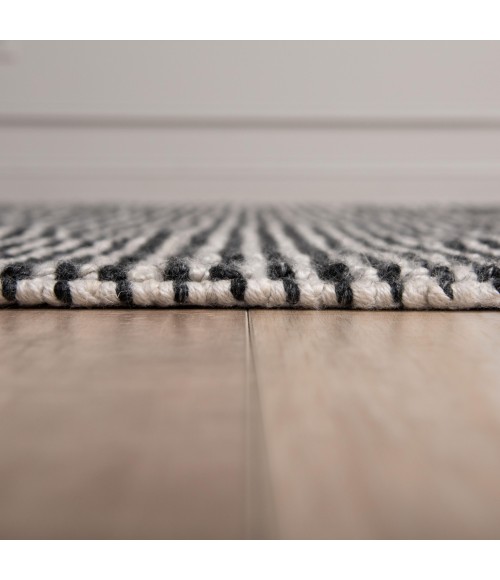Rizzy Home Infinity Black/Gray INF680 7 ft. 9 in. X 9 ft. 9 in. Rectangle Rug