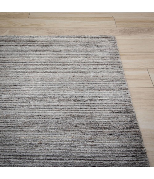 Rizzy Home Luxe Brown LUX705 7 ft. 6 in. X 9 ft. 6 in. Rect. Rug