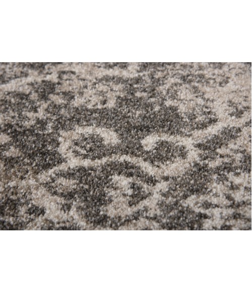 Rizzy Valencia Area Rug VCA101 6'7" x 9'6" Beige