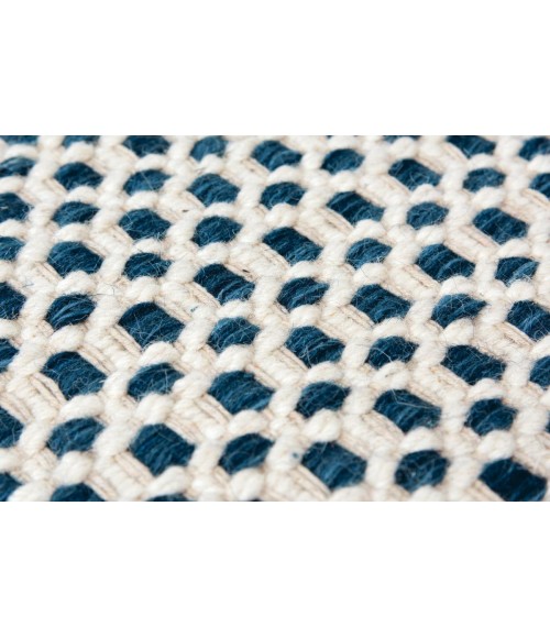 Rizzy Windsor Area Rug WIN102 7'6" x 9'6" Blue