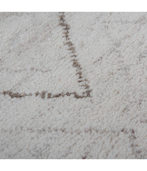 Rizzy Home Posh White/Brown PSH002 10 ft. X 14 ft. Rect. Rug