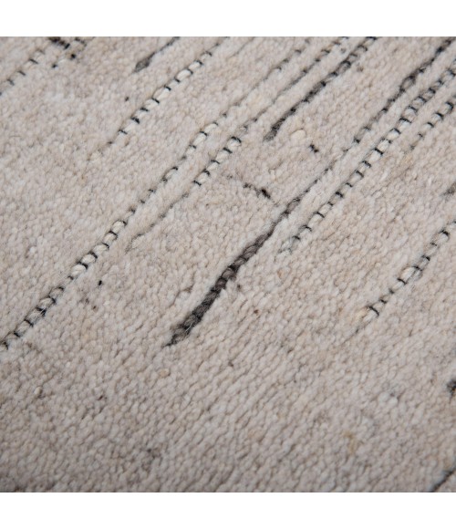 Rizzy Home Qatar Beige Rug QAT028 5 ft. X 7 ft. 6 in. Rect. - Rugs Town Rizzy Home Qatar Beige QAT028 5 ft. X 7 ft. 6 in. Rect. Rug
